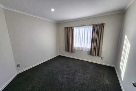 Photo of property in 37a Simpson Road, Ranui, Auckland, 0612