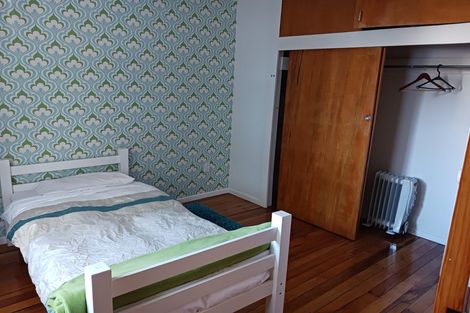 Photo of property in 15f1 Apu Crescent, Lyall Bay, Wellington, 6022