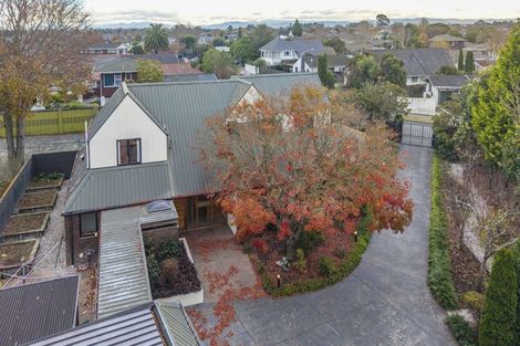 Photo of property in 5 Abbotts Place, Avonhead, Christchurch, 8042