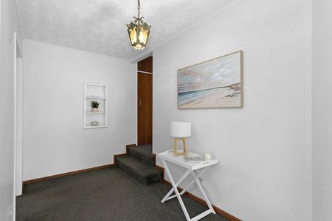 Photo of property in 27 Sunbrae Drive, Silverstream, Upper Hutt, 5019