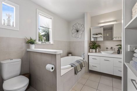 Photo of property in 20 Tweed Street, Mount Maunganui, 3116