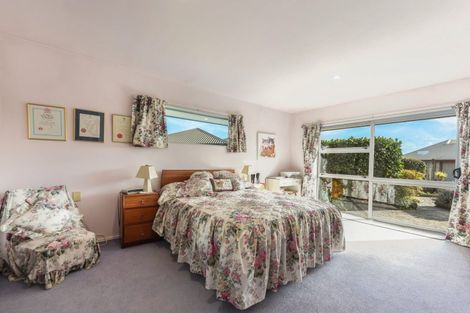 Photo of property in 19 Stead Crescent, Stoke, Nelson, 7011