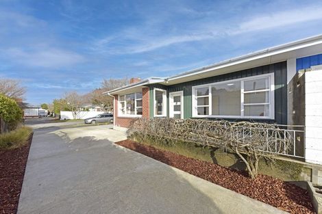 Photo of property in 14 Newbridge Place, Ilam, Christchurch, 8041