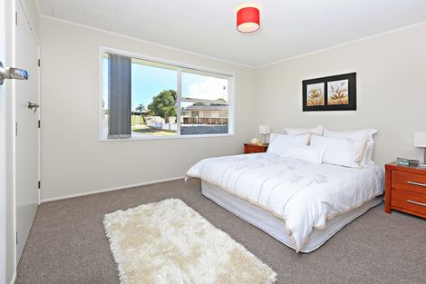Photo of property in 37 Kivell Close, Mangere East, Auckland, 2024