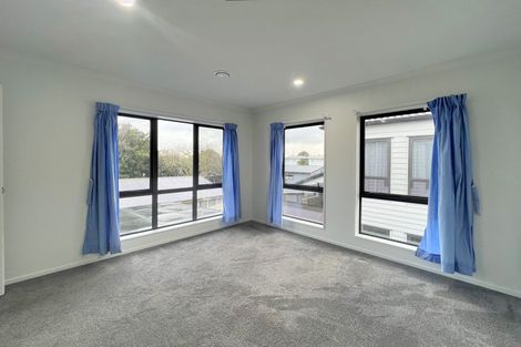 Photo of property in 16c Kelvin Road, Papakura, 2110