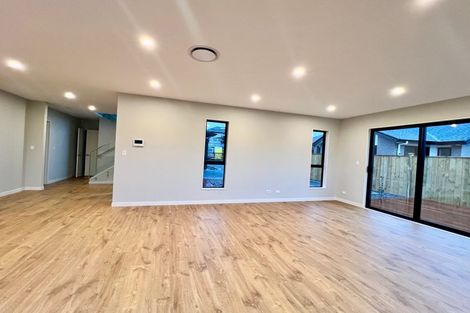 Photo of property in 16 Kiokio Place, Swanson, Auckland, 0614