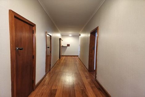 Photo of property in 8 Henui Street, Strandon, New Plymouth, 4312