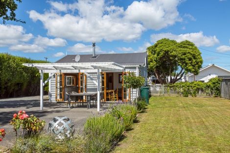 Photo of property in 234 Main Street, Greytown, 5712