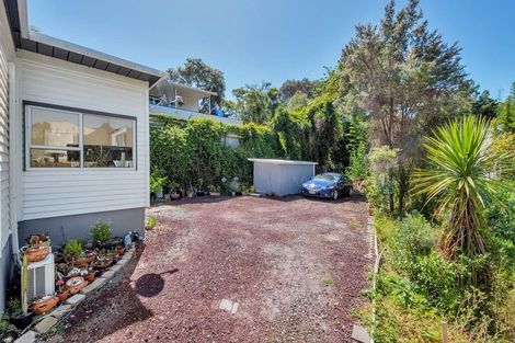 Photo of property in 1/43 Glamorgan Drive, Torbay, Auckland, 0630