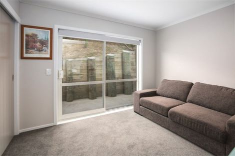 Photo of property in 136 Navigation Drive, Whitby, Porirua, 5024