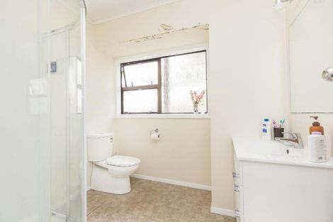Photo of property in 11a Hillary Street, Tawa, Wellington, 5028