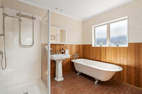 Photo of property in 33 Ranfurly Terrace, Pyes Pa, Tauranga, 3112