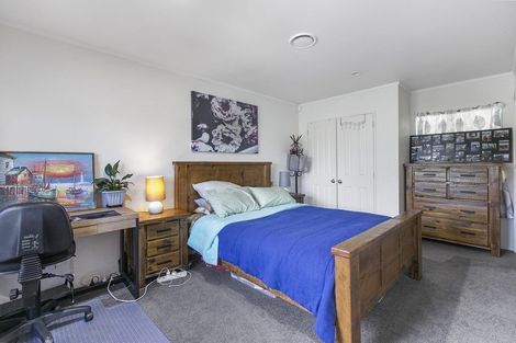 Photo of property in 17 Kora Avenue, Ranui, Auckland, 0612