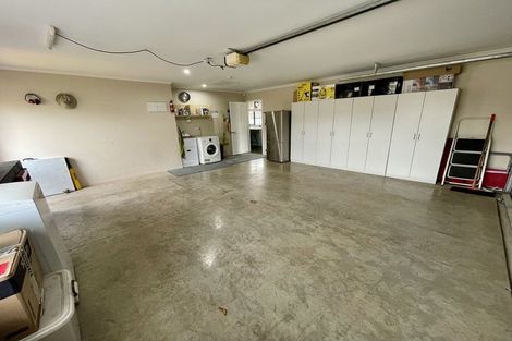 Photo of property in 30 Kestrel Avenue, Welcome Bay, Tauranga, 3112