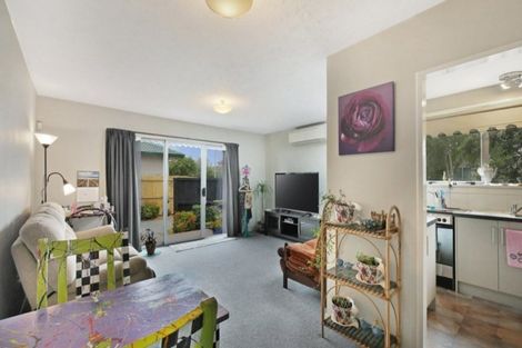 Photo of property in 11 Chipping Lane, Redwood, Christchurch, 8051
