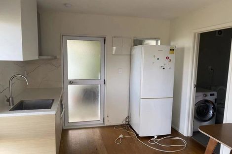 Photo of property in 107 Luckens Road, West Harbour, Auckland, 0618