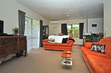 Photo of property in 8 Springtime Crescent, Stanmore Bay, Whangaparaoa, 0932