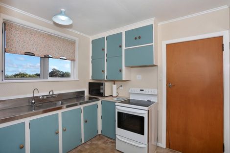 Photo of property in 21 Milne Street, Marton, 4710