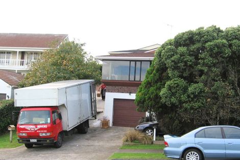 Photo of property in 2/28 Clovelly Road, Bucklands Beach, Auckland, 2012
