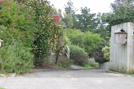 Photo of property in 37 Heathcote Place, Fitzherbert, Palmerston North, 4410