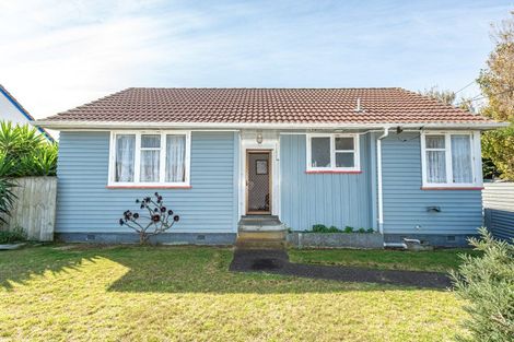 Photo of property in 51 Kowhai Street, Castlecliff, Whanganui, 4501