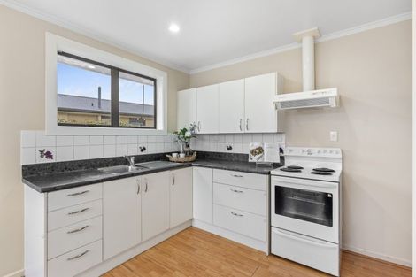 Photo of property in 44 Stanton Crescent, Hoon Hay, Christchurch, 8025