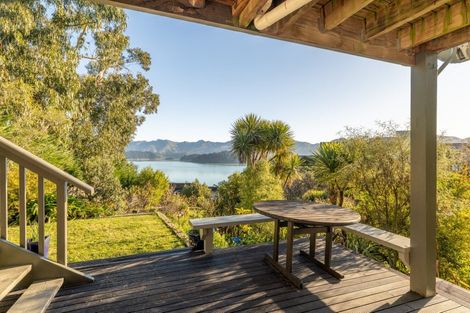 Photo of property in 4 James Drive, Diamond Harbour,  8971