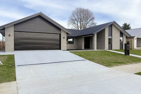 Photo of property in 1 Hauhake Terrace, Leamington, 3495