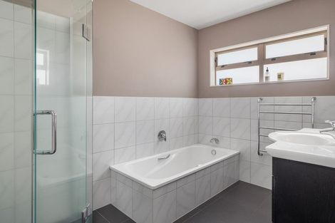 Photo of property in 30b Muricata Avenue, Mount Maunganui, 3116