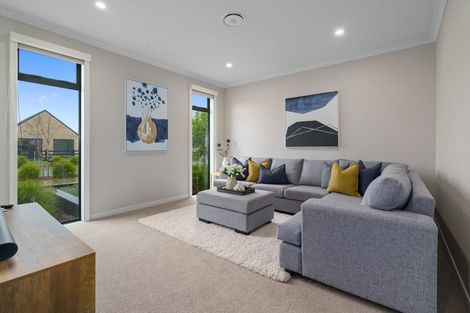 Photo of property in 32 Hugo Shaw Drive, Cambridge, 3434