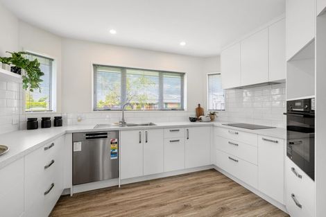 Photo of property in 129 Kotuku Crescent, Woolston, Christchurch, 8023