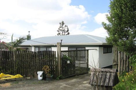 Photo of property in 81 Gorge Road, Maungaturoto, 0520