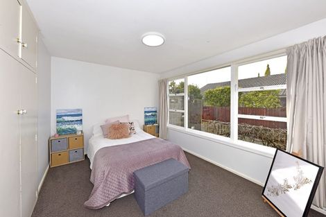 Photo of property in 14 Newbridge Place, Ilam, Christchurch, 8041