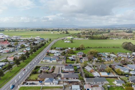 Photo of property in 30 Charles Cross Street, Longburn, Palmerston North, 4412
