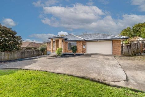 Photo of property in 21 Fieldstone Court, Northpark, Auckland, 2013