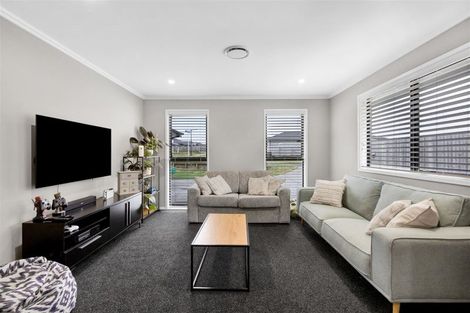 Photo of property in 34 Papawhero Drive, Bell Block, New Plymouth, 4312