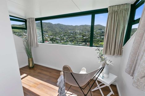 Photo of property in 23 Woodhouse Avenue, Karori, Wellington, 6012