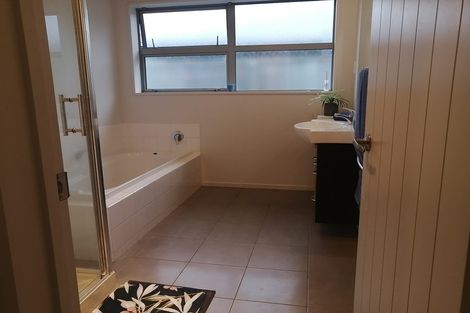 Photo of property in 82 Hakatere Road, Pegasus, 7612