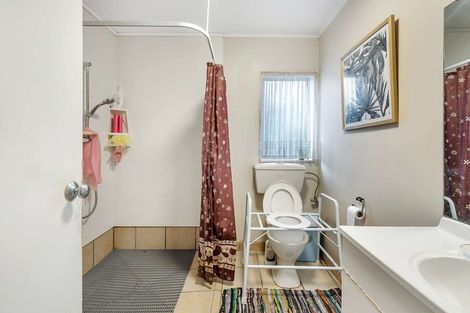 Photo of property in 151 Naylors Drive, Mangere, Auckland, 2022