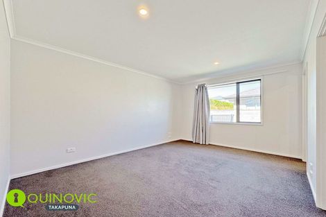 Photo of property in 28 Discovery Drive, Gulf Harbour, Whangaparaoa, 0930
