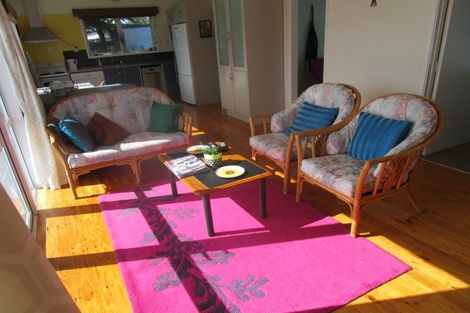 Photo of property in 31 Mahanga Road, Pataua South, Onerahi, 0192