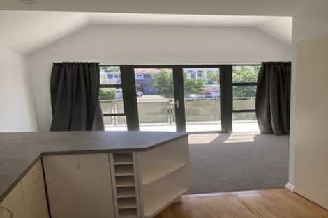 Photo of property in Victoria Town Houses, 1/219 Victoria Street, Te Aro, Wellington, 6011