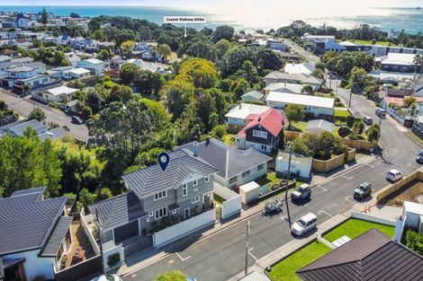 Photo of property in 26 Baring Terrace, Strandon, New Plymouth, 4312