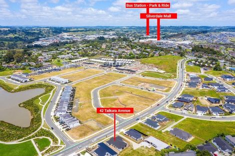 Photo of property in 42 Taikura Avenue, Red Beach, 0932