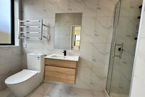 Photo of property in 7/25 Hutchinson Avenue, New Lynn, Auckland, 0600