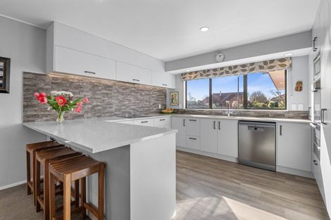 Photo of property in 11 Kahurangi Drive, Lynmore, Rotorua, 3010