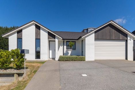 Photo of property in 143 Navigation Drive, Whitby, Porirua, 5024