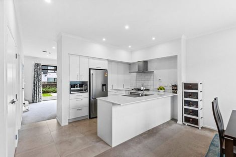 Photo of property in 13 Pukewhero Rise, Westgate, Auckland, 0614