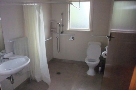 Photo of property in 12 Kyeburn Place, Avonhead, Christchurch, 8042