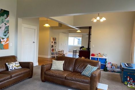 Photo of property in 17a Arataki Road, Havelock North, 4130